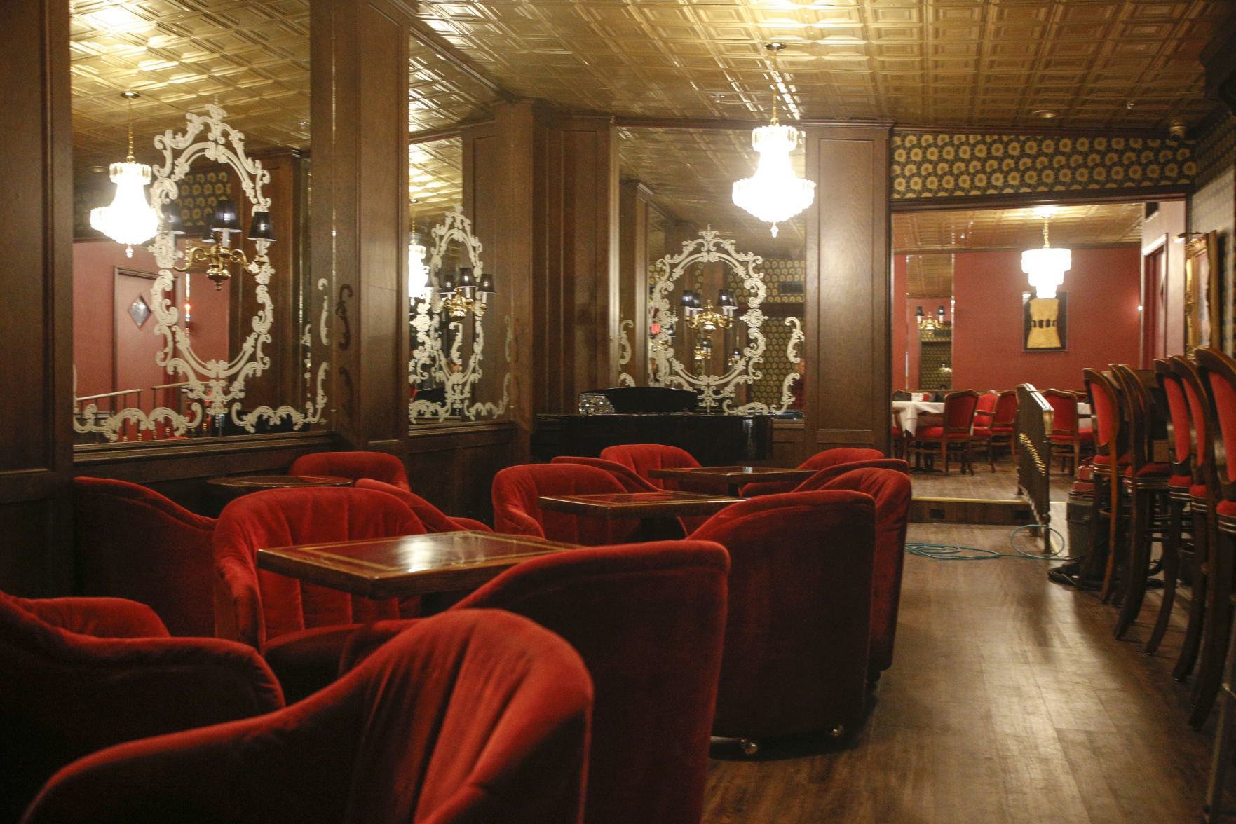 Celebrity Restaurant